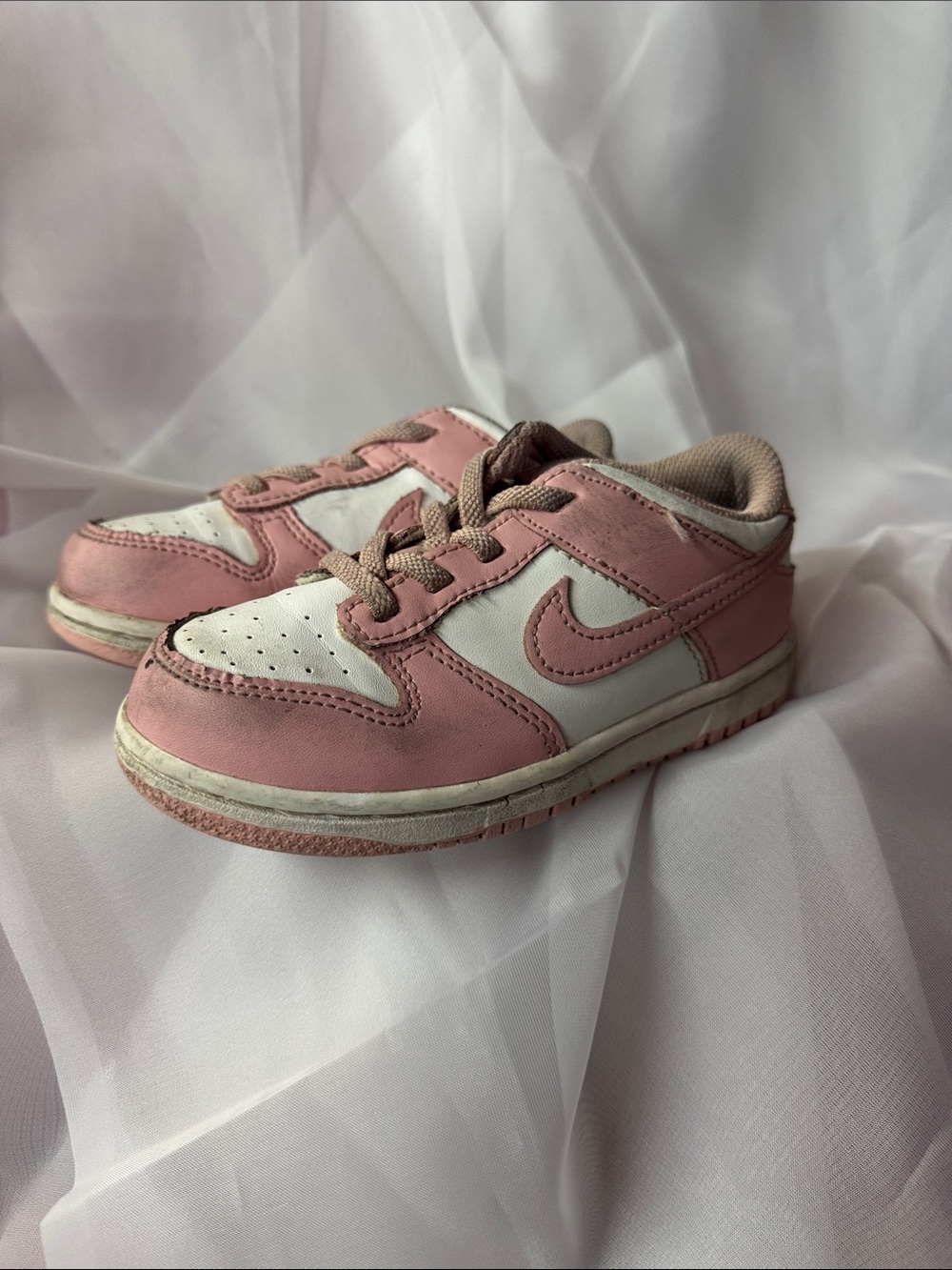 Nike Kids Pink and White Low-Top Sneakers